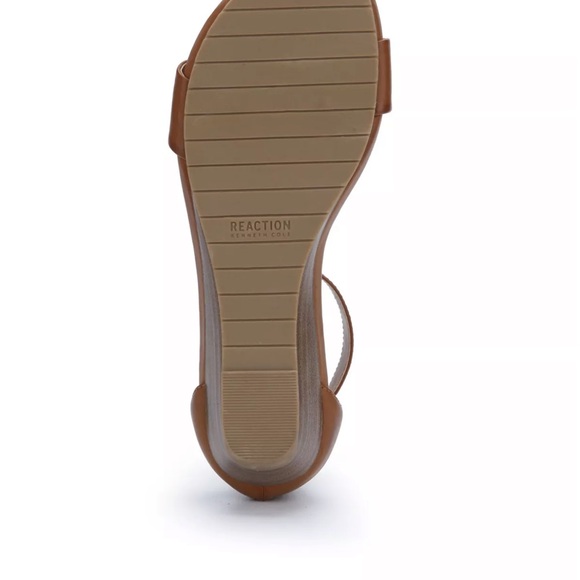 Kenneth Cole viber wedge sandal - Picture 6 of 8